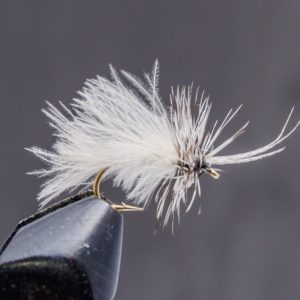 Chikabou caddis light gray